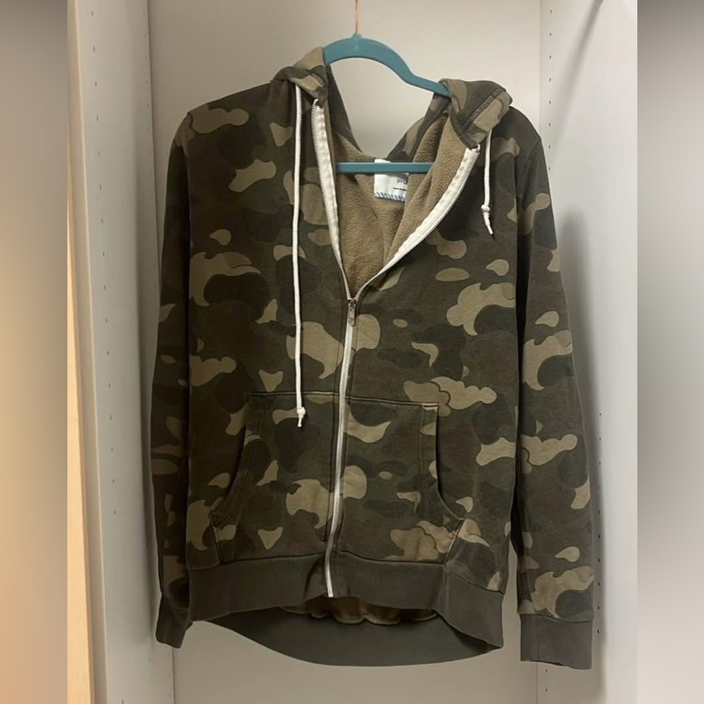 Old Navy Hoodie zip up Camo Large Gap